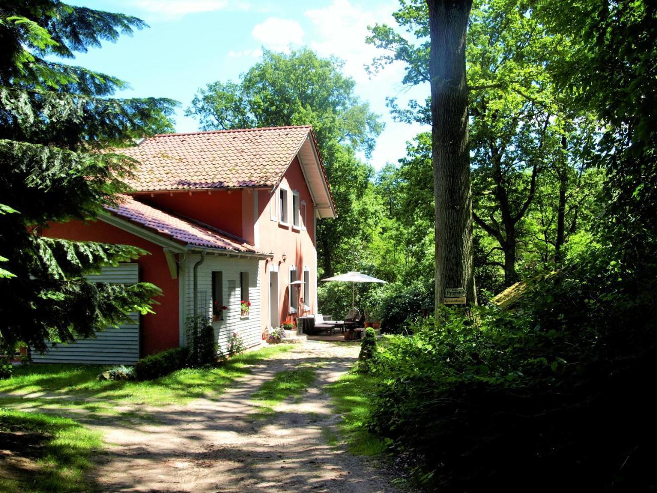 Altes Forsthaus Garzau Apartment Exterior photo